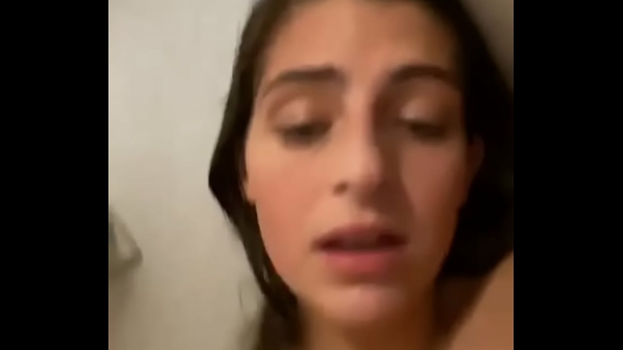 Blou-oog hottie, kort huis seks video's, 'n seleksie van